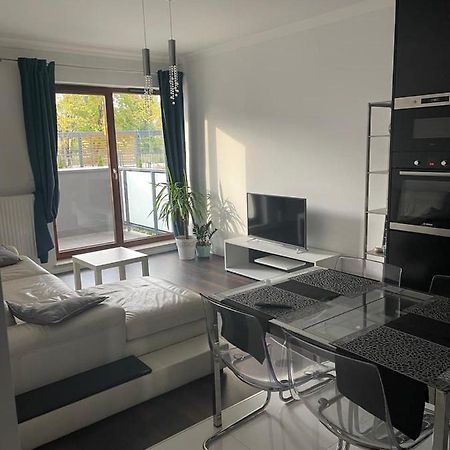 House4You Apartament Sakura Airport Chopin Varsóvia Exterior foto